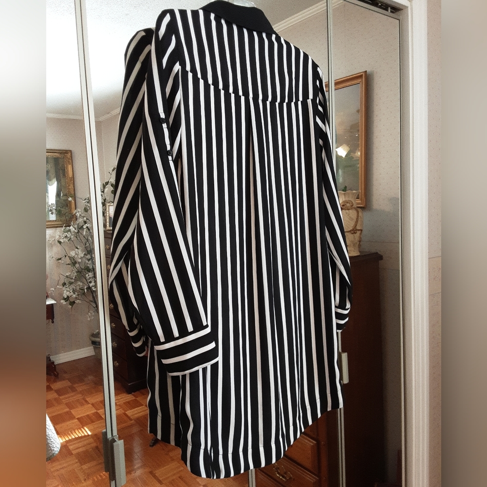 NEW, EXPRESS THE PORTOFIND SHIRT DRESS, SIZE XS - Picture 3 of 16